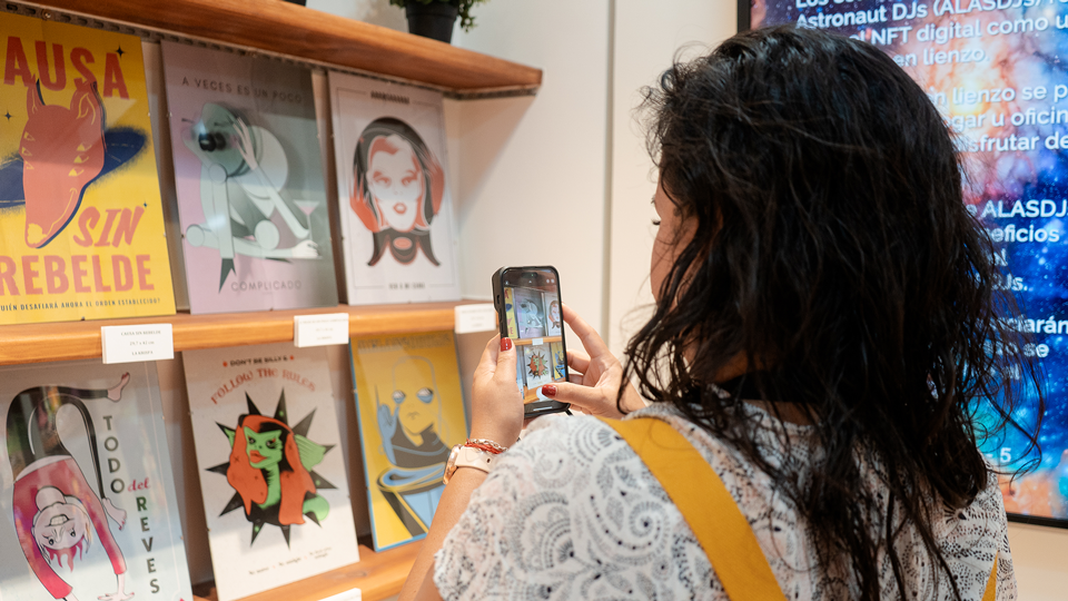 galeria-earth-madrid_galeria-arte-contemporaneo_conectando-arte-tecnologia_madrid-espana_sep23_15